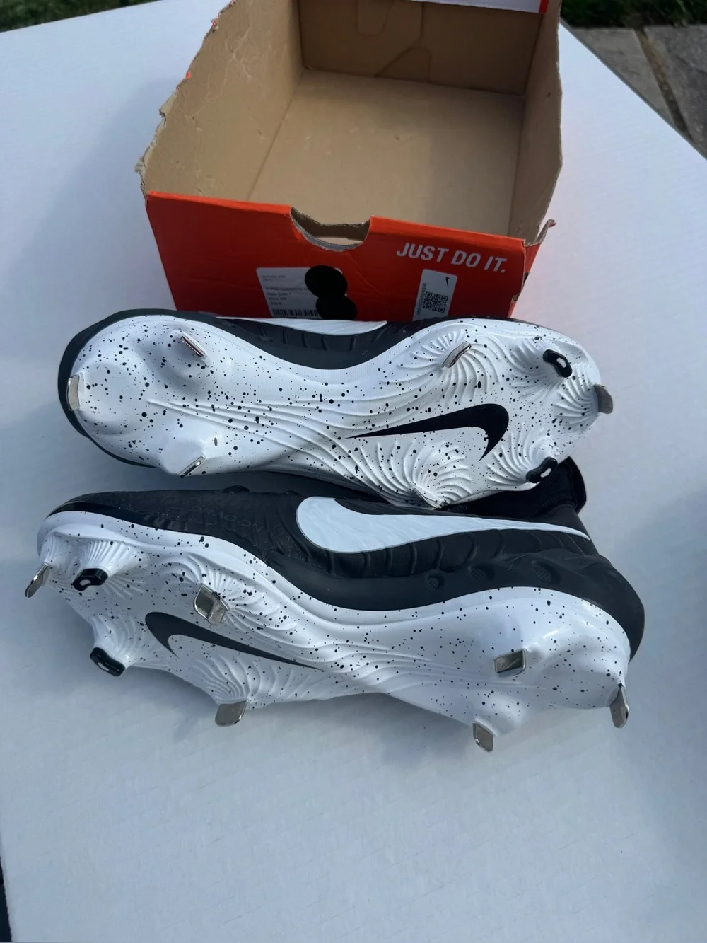 Nike Alpha Huarache Men’s 8 New Damaged Box
